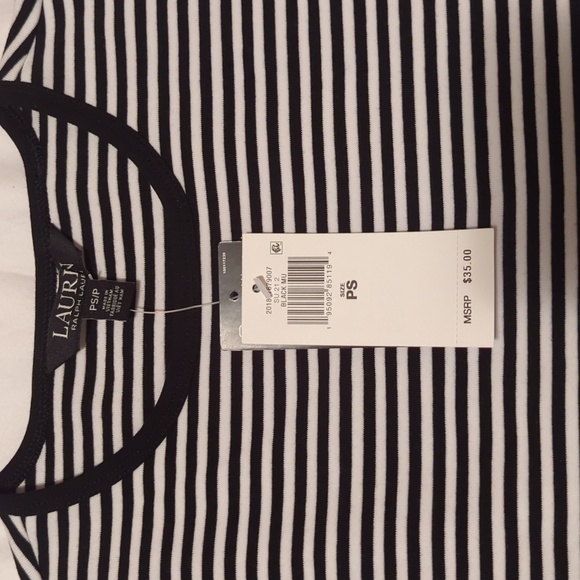 Lauren Ralph Lauren Women's Black/White Petite T-shirt. - Picture 3 of 8